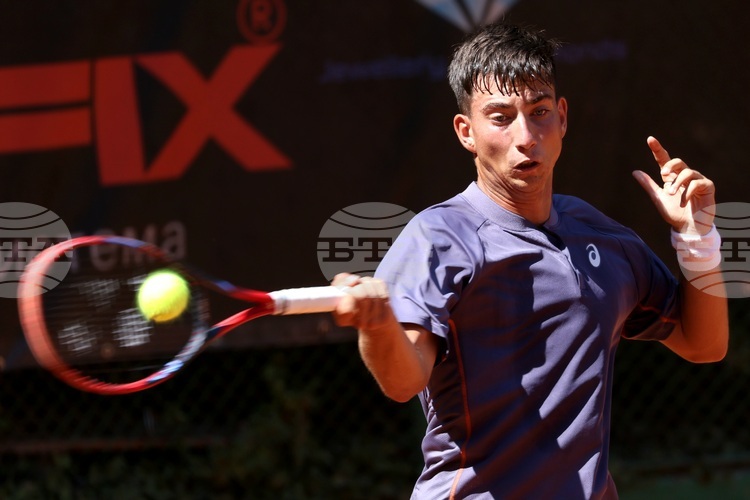 Българските тенисисти Леонид Шейнгезихт Максимилиан Борисов и Анас Маздрашки бяха