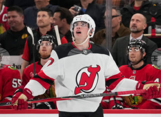 Шимон Немец отбеляза хеттрик за победа на Ню Джърси Девилс срещу Чикаго Блекхоукс в НХЛ Шимон Немец отбеляза хеттрик за победа на Ню Джърси Девилс срещу Чикаго Блекхоукс в НХЛ