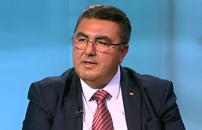 танер али Танер Али