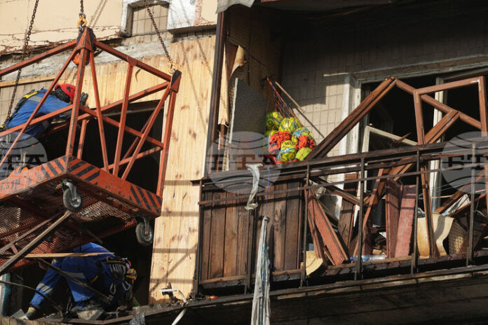 Украинските ВВС съобщиха, че през нощта са унищожили две руски Украинските ВВС съобщиха, че през нощта са унищожили две руски ракети "Кинжал" и 91 дрона