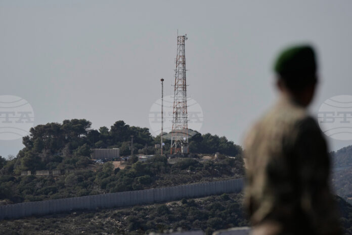 Вестник "Аш Шарк ал Аусат": Ливан е на ръба между папското посещение и ултиматума на САЩ за оръжията на "Хизбула"