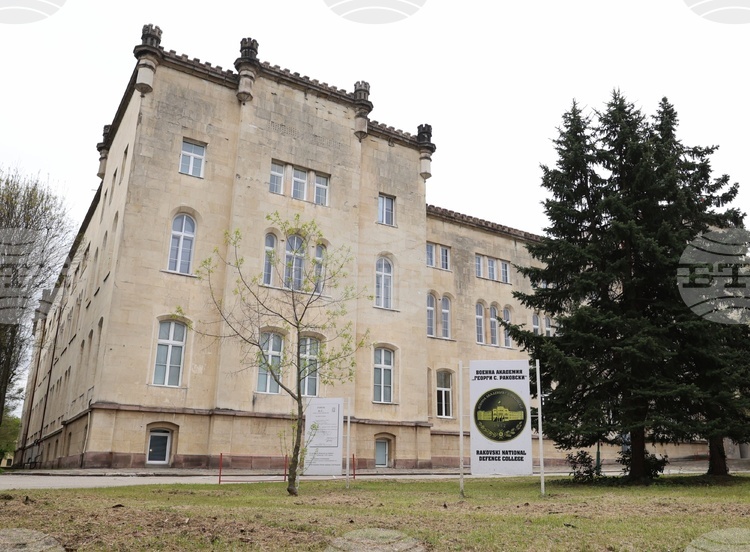 Вчера Сухопътните войски тържествуваха 147 години от създаването си и