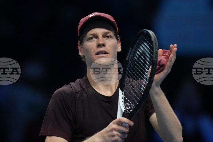 Яник Синер победи Александър Зверев за трети път в рамките на 17 дни и достигна до полуфиналите на Финалния турнир на АТП в Торино