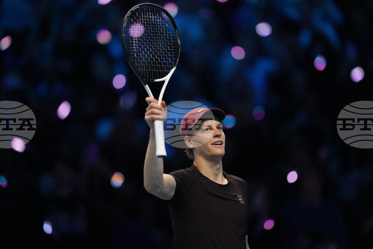 СподелиЯник Синер се проби до финалния мач на сезона за