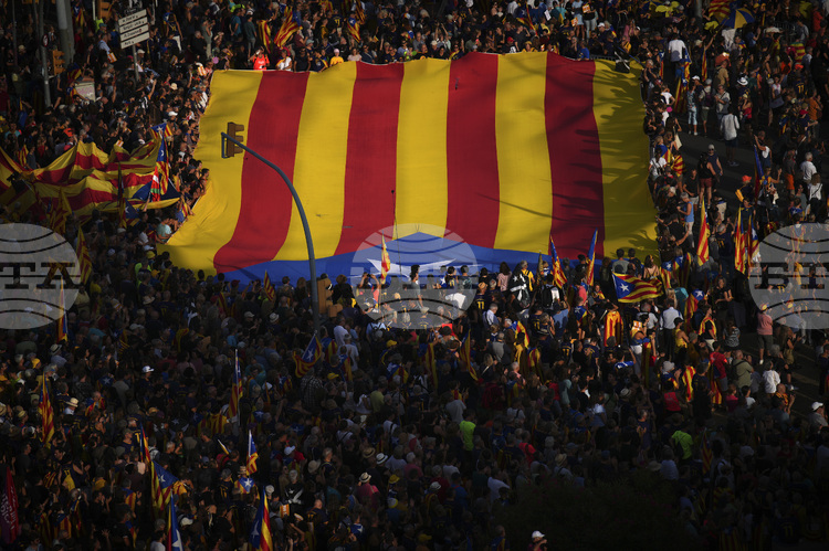 Днес в Испания започна съдебен процес срещу бившия премиер на