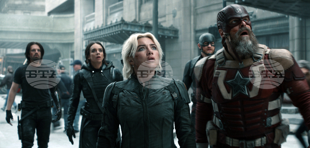 Въпреки няколкото големи хита изминаващата 2025 г беше белязана и