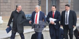 Президентът Румен Радев се срещна с представители на парламентарната група на "БСП - Обединена левица"