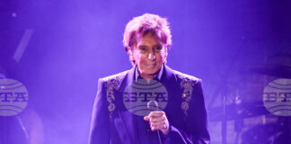 Американският певец Бари Манилоу ще се подложи на операция заради рак