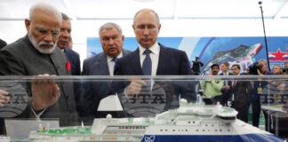 АНАЛИЗ
                                                                                                Ройтерс: Руският президент Путин ще се опита да стимулира износа в областта на енергетиката и отбраната с посещението си в Индия