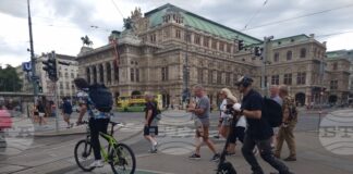 Австрийското правителство планира съкращения в администрацията, които могат да доведат до икономии за 540 млн. евро