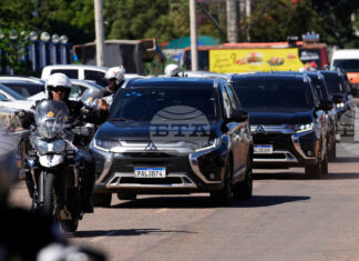 Болсонаро е в болница за първото си излизане от затвора с цел операция от херния в слабините