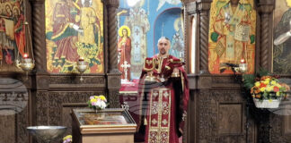 Божието благословение и милост да бъдат върху всички ни, пожела отец Анатоли Тодоров в черквата „Св. Успение Богородично“ в Търговище