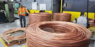 Цената на медта доближава 12 000 долара за тон заради нарастващо търсене, свързано с изкуствения интелект