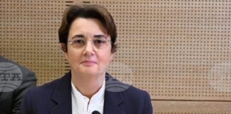 Директорката на Лувъра каза, че музеят ще бъде отворен за посетители на коледните празници