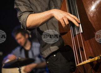 Джаз музиканти пресъздадоха албум, записан преди 46 години в английски пъб