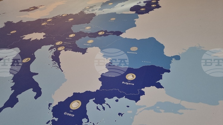 Според новите макроикономически оценка на Европейската централна банка ЕЦБ инфлацията