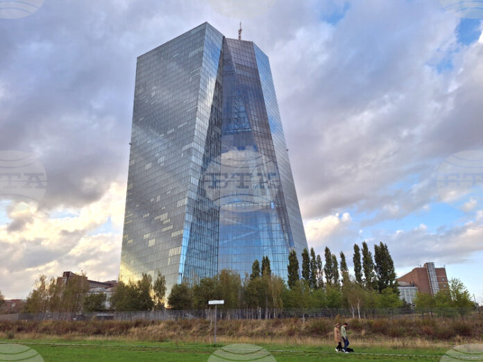 ЕЦБ ще освети сградата си във Франкфурт в чест на присъединяването на България към еврозоната