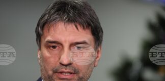 Единадесет камери били поставени в тоалетните на столичното 138 СУ "Проф. Васил Златарски"