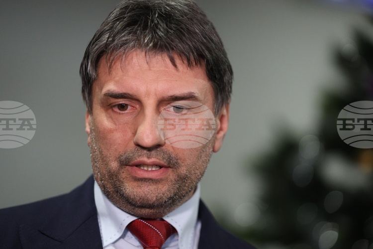 Единадесет камери били поставени в тоалетните на столичното 138 СУ "Проф. Васил Златарски"