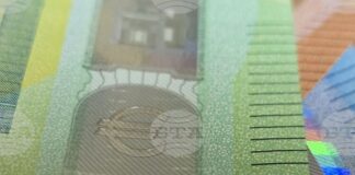 Еврото е почти без промяна спрямо долара в сутрешната междубанкова търговия