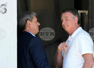 Губернаторът на щата Сао Пауло предлага подкрепа на бразилския сенатор Флавио Болсонаро, ако той се кандидатира на президентските избори