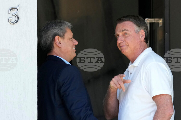 Губернаторът на щата Сао Пауло предлага подкрепа на бразилския сенатор Губернаторът на щата Сао Пауло предлага подкрепа на бразилския сенатор Флавио Болсонаро, ако той се кандидатира на президентските избори