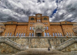 Художествената галерия „Борис Денев“ във Велико Търново предоставя достъп до 2090 дигитализирани графични произведения на 311 автори