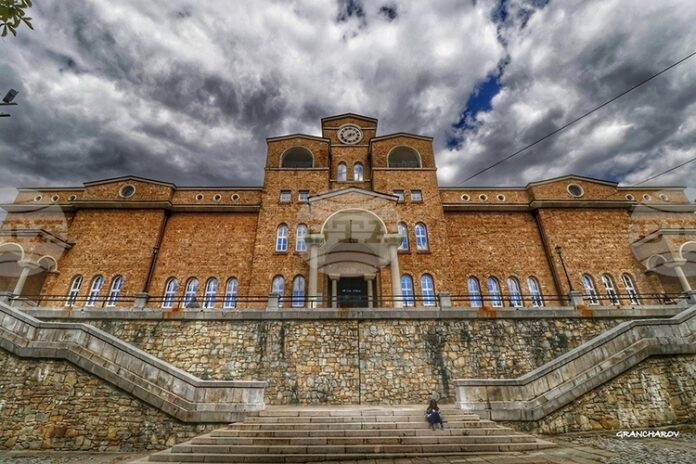 Художествената галерия „Борис Денев“ във Велико Търново предоставя достъп до Художествената галерия „Борис Денев“ във Велико Търново предоставя достъп до 2090 дигитализирани графични произведения на 311 автори