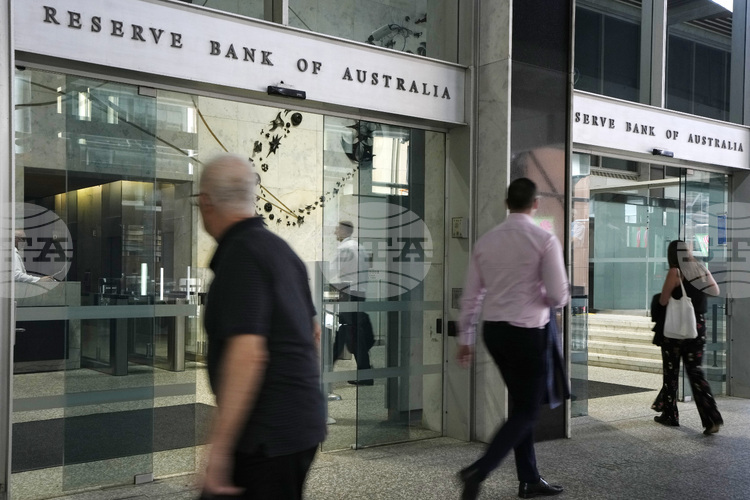 Австралийският брутен вътрешен продукт БВП се повиши с 2 1 на