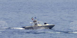 Иран съобщи, че чуждестранен танкер, превозващ контрабандно гориво, е бил задържан в Персийския залив