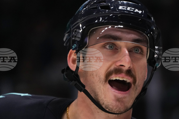 Отборът на Кълъмбъс Блу Джакетс укрепи атаката си подписвайки с