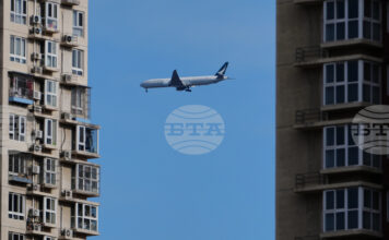 Китай възобнови строителството на най-голямото в света летище на изкуствен остров Китай възобнови строителството на най-голямото в света летище на изкуствен остров