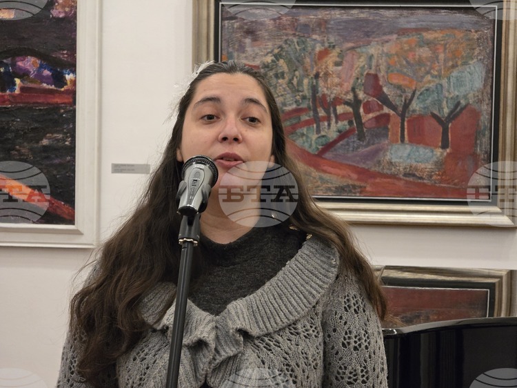 В чест на предстоящите празници сдружение Дружество на писателите в