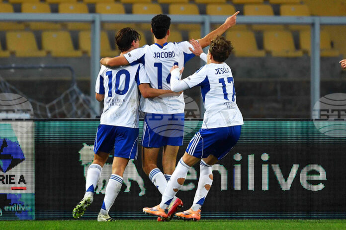 Комо се изкачи на шесто място в Серия "А" с победа над Лече