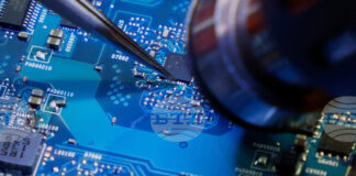 Компютрите и смартфоните вероятно ще поскъпнат през 2026 г., а продажбите им ще намалеят, заради недостиг на чипове оперативна памет, сочи анализ