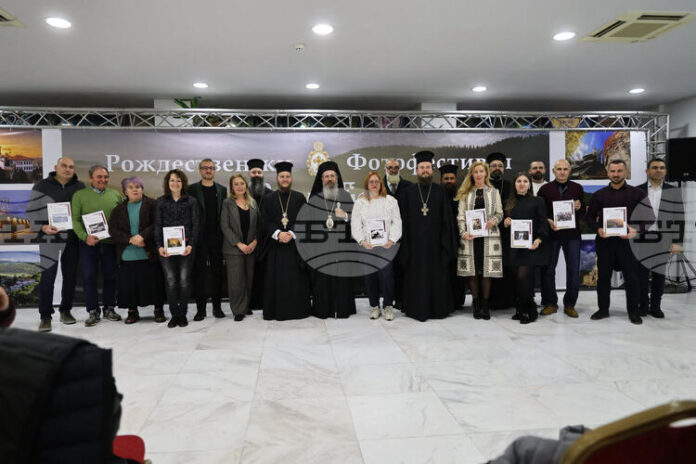 Конкурсът на сп. „Духовен път“ на Пловдивската митрополия подава ръка на талантливи фотографи, каза архимандрит Максим