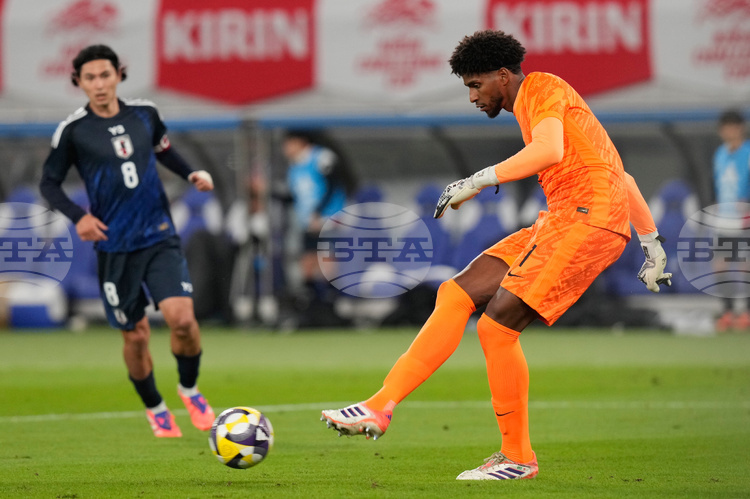 Коринтианс е отказал предложение от Милан за вратаря Уго Соуза