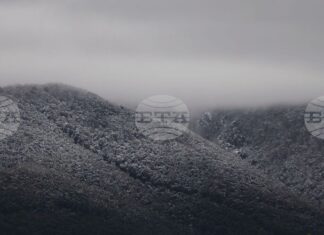 Лоши са условията за туризъм в планините, в Пирин е намалена видимостта и има обилен снеговалеж, съобщи Планинската спасителна служба на БЧК