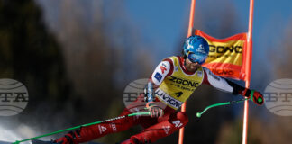 Марко Шварц спечели супегигантския слалом от Световната купа в Италия