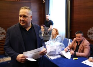 Медалистите от световното по таекуондо се прибраха в България Медалистите от световното по таекуондо се прибраха в България