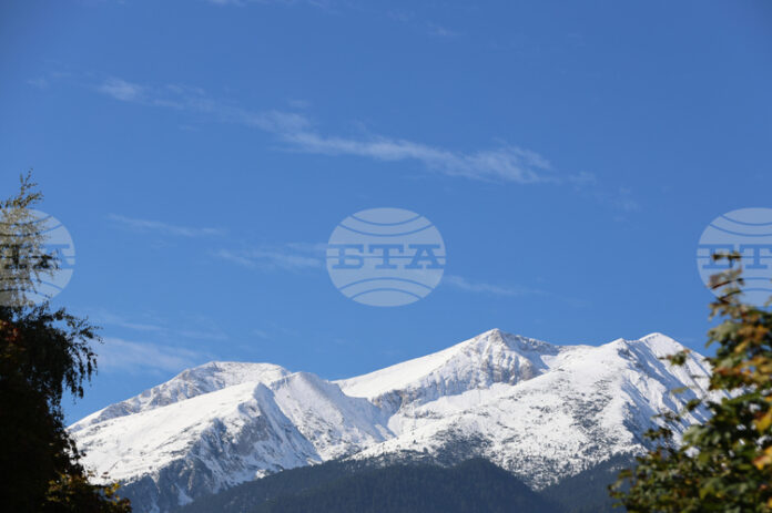 Метеорологичните условия в планините са добри, но теренните са опасни, съобщиха от ПСС на БЧК