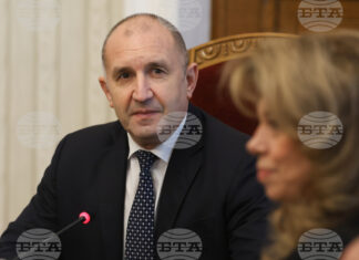Втори кръг консултации при президента: Наред са „Възраждане“ и „ДПС – Ново начало“ Румен Радев