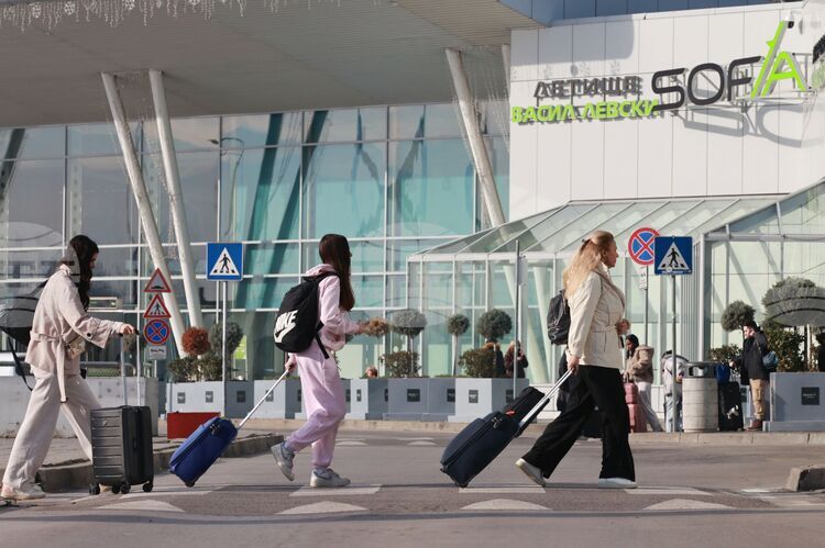 Министерският съвет МС одобри изменения в Наредбата за летищните такси