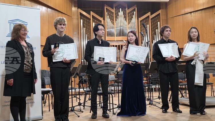 Млади музиканти от Дания и Република Корея получиха съвместно първата