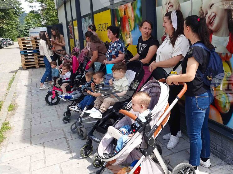 Много от жените не знаят правата си по време на бременност или майчинство, заявиха експерти по време на конференция в София