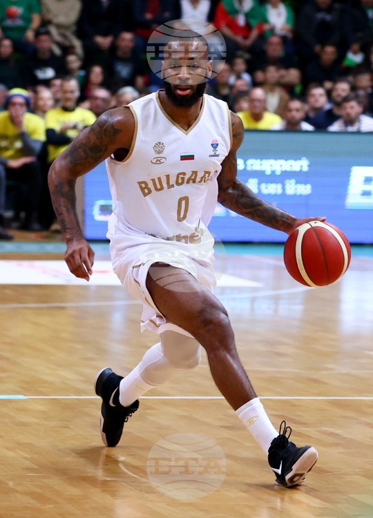 Сръбският отбор Цървена звезда в който играе натурализираният американец Коди