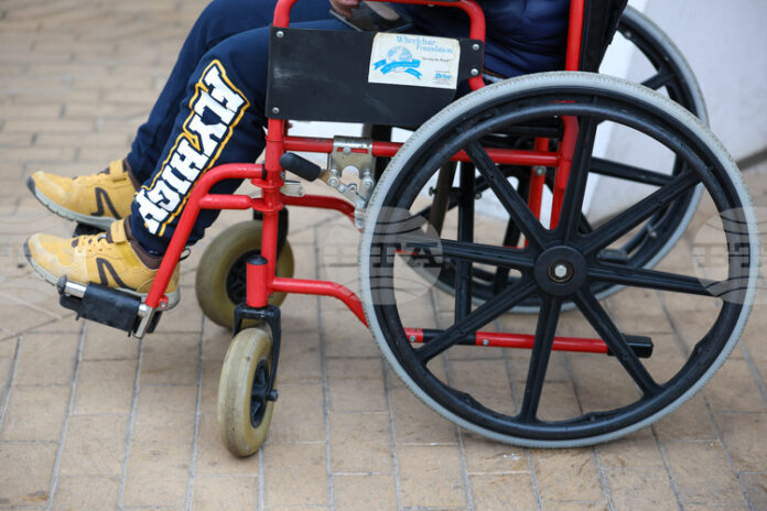 Над 1400 души с увреждания са получили високотехнологични помощни средства безплатно, съобщиха от социалното министерство