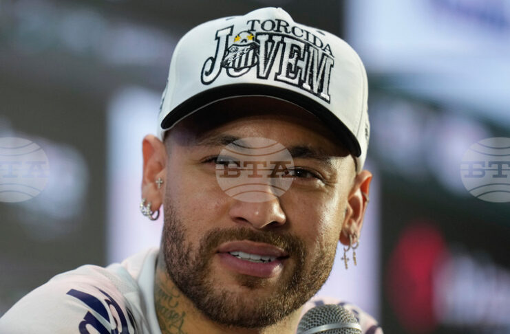 Неймар претърпя операция на коляното