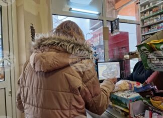 Необосновано завишение на цените беше констатирано по време на проверки в Перник, извършени от представители на НАП и КЗП