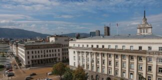 Нетният доход от такси и комисиони на банките у нас нараства с 9,5 на сто до 1,3 млрд. лева към края на септември, сочат данните на БНБ